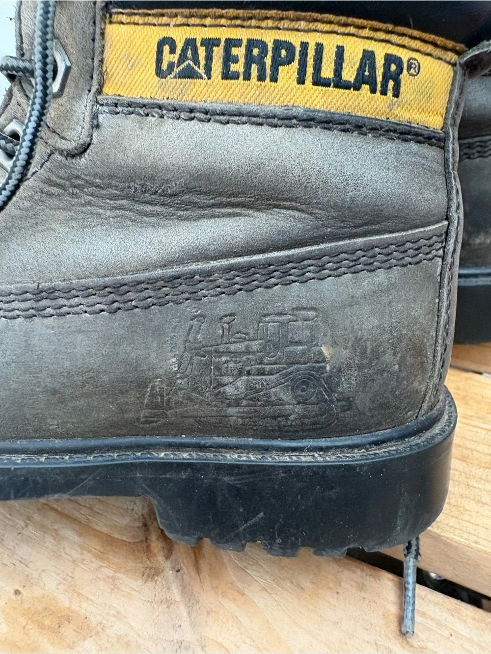 Caterpillar Olive Brown Leather Lace-Up Work Boots with Yellow Logo